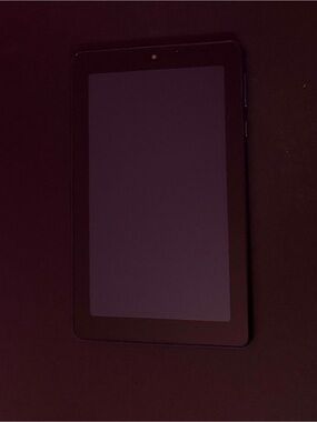 Black Tablet - Onn Brand- 15” x 10”Portable Touchscreen